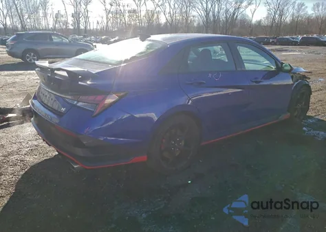 2024 Hyundai Elantra N z USA, uszkodzony, nr VIN KMHLW4DK8RU020285